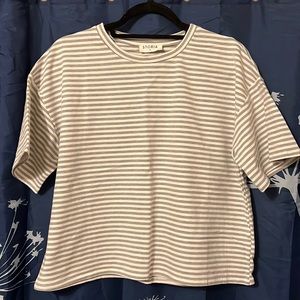 NWOT Storia, size medium, grey and white striped